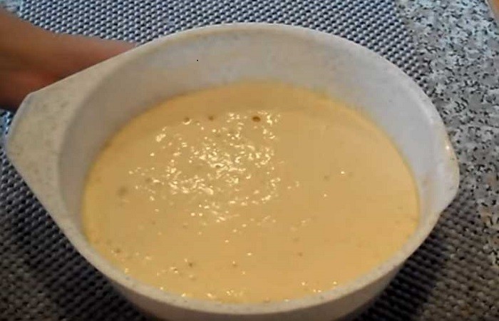 Пышные оладьи на дрожжах и воде, вкусные пошаговые рецепты