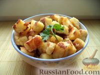 Фото к рецепту: Гренки с тертым сыром и яйцами