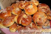 Фото к рецепту: Булочки с маком (рецепт для хлебопечки)