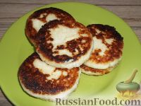 Фото к рецепту: Сырники без яиц и без муки