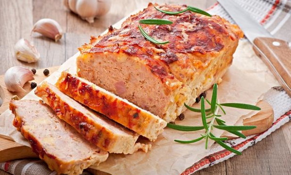 Мясной хлеб в духовке. Рецепт пошаговый по-баварски, американски, ГОСТу из фарша курицы, индейки, говядины, свинины от Ольги Матвей, Джейми Оливера