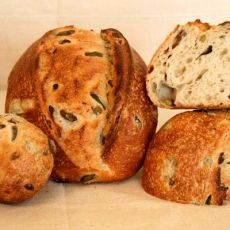хлеб с оливками