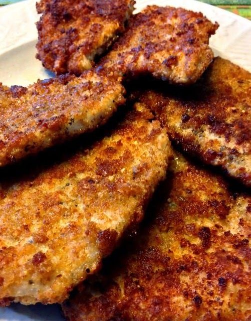 Черный жареный хлеб.